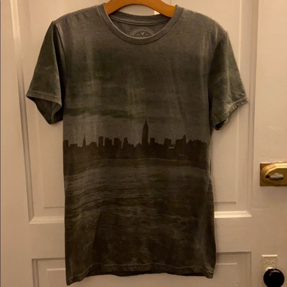 American Eagle Outfitters Short Sleeve Graphic Tee